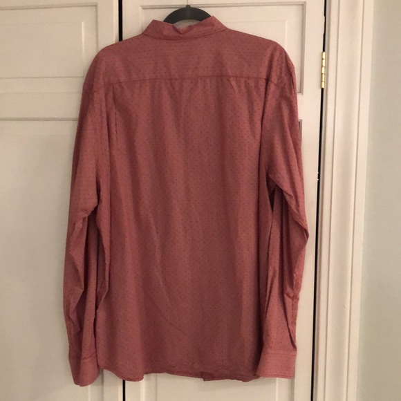 Old Navy Classic Red/Dotted Dress shirt - XL - Picture 3 of 3